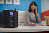 APC SMC1500IC UPS-enhed Interaktivt indgangsstik 1,5 kVA 900 W 8 AC stikkontakt(er)
